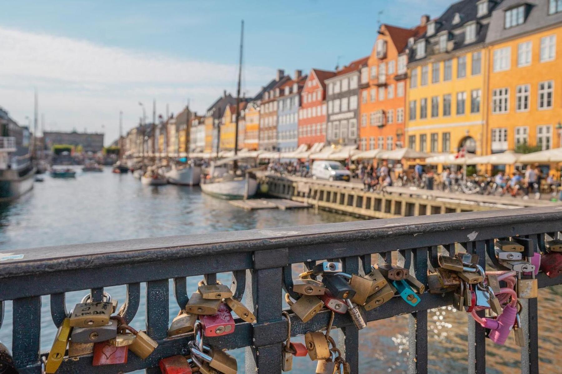 Central Copenhagen Apt With Balcony, Free Parking W Elevator Exterior photo